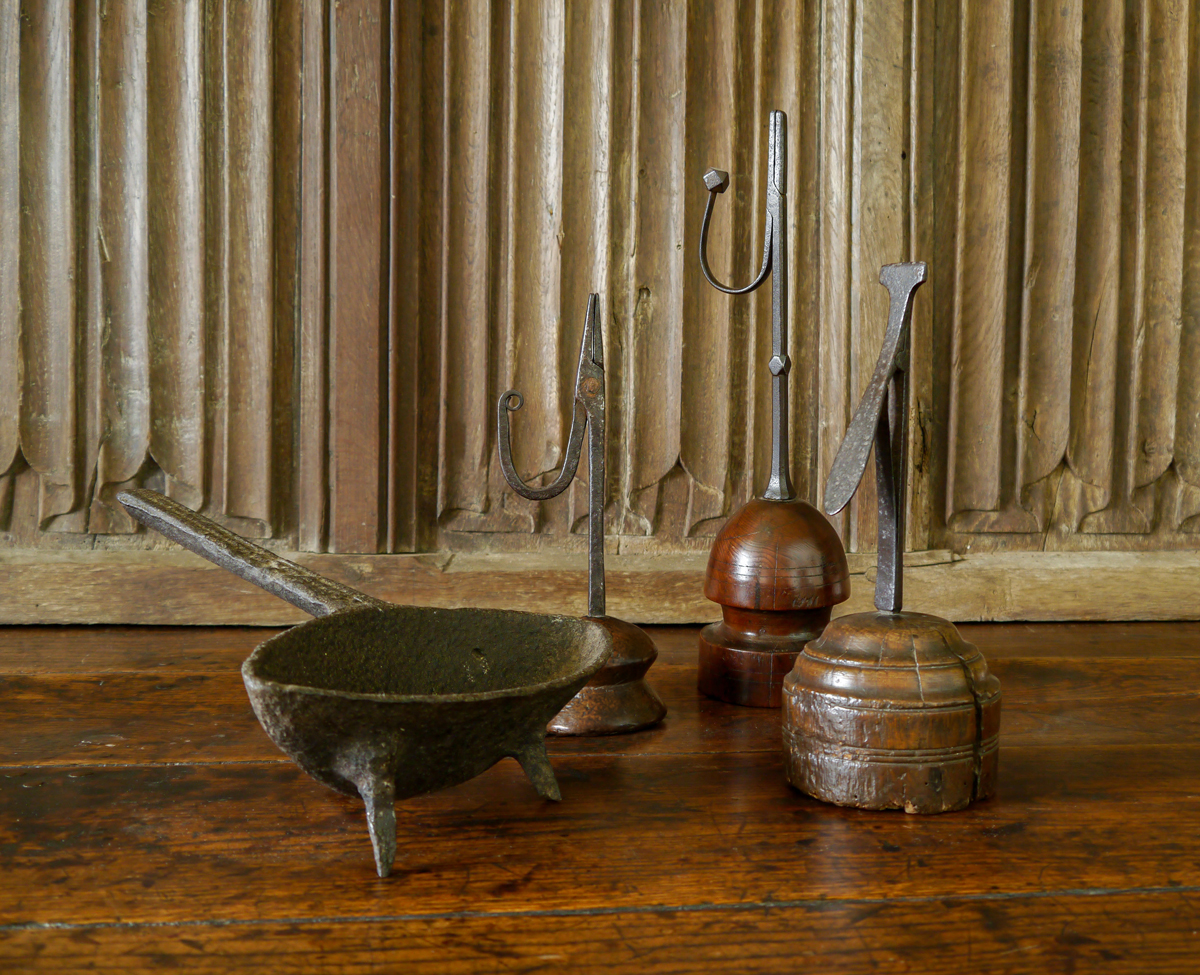 18th/19th Century Cast Iron Cooking Pots